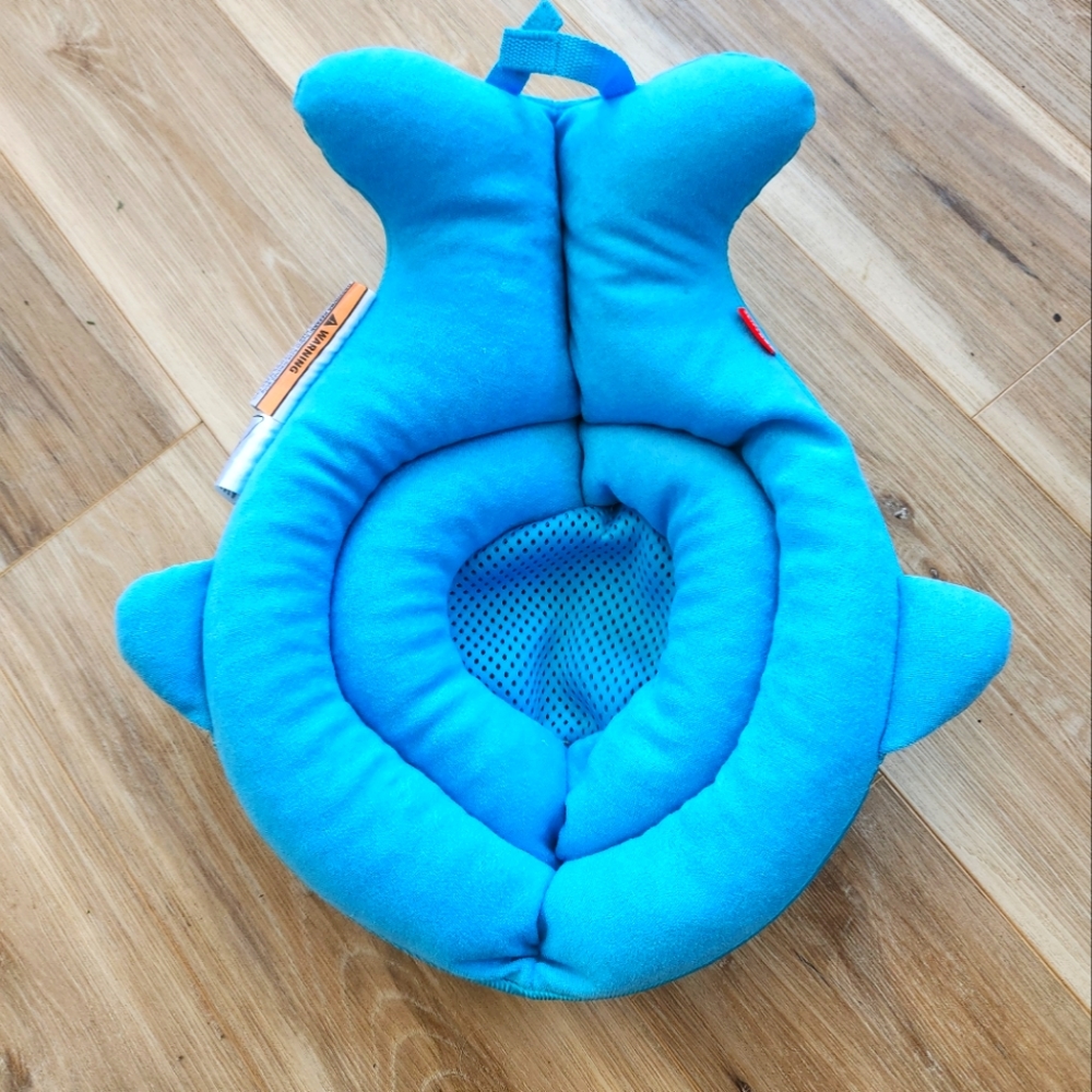 Skip+Hop Whale Newborn Bath Insert